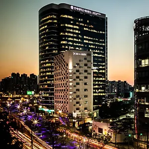 마누 서울 3*, 서울특별시 대한민국
