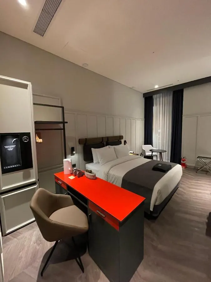 Junibino Hotel Hongdae Seoul 3*,